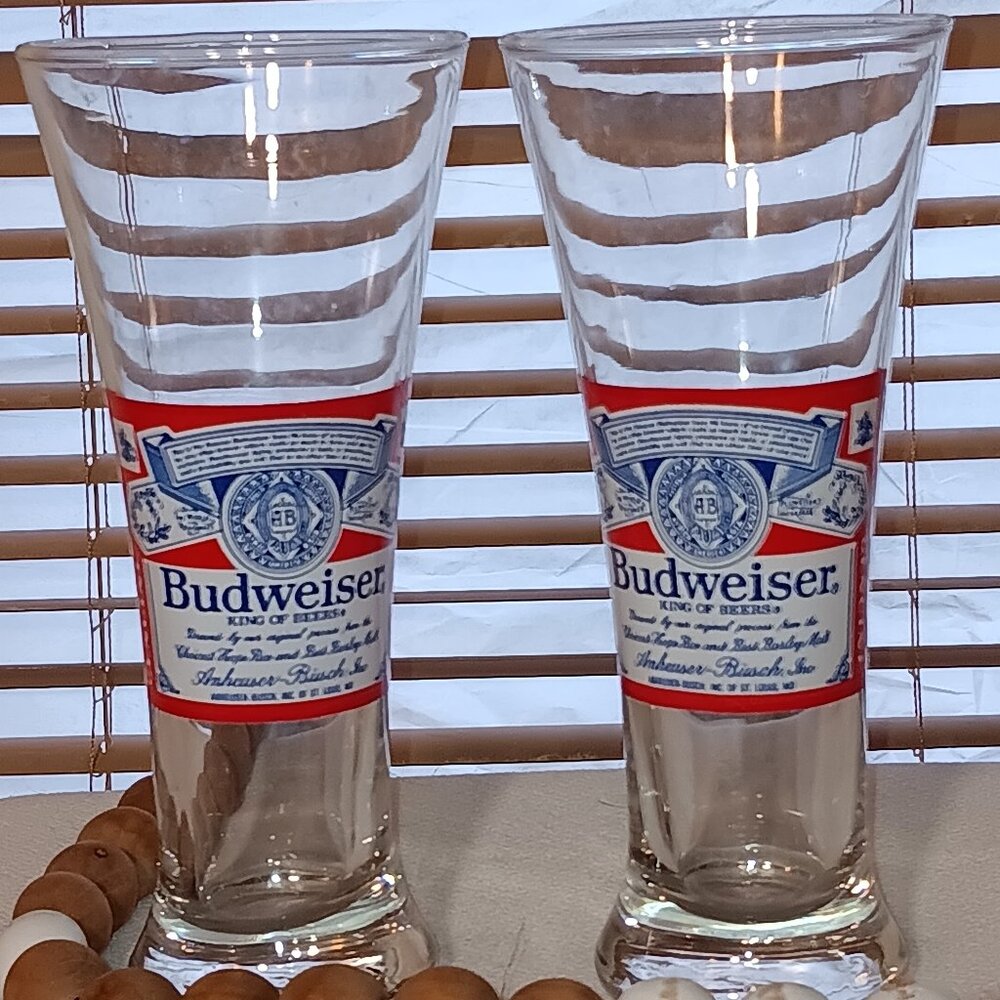 Budweiser King of Beers Pint Glasses Set of 2 | Barware Beer Glasses